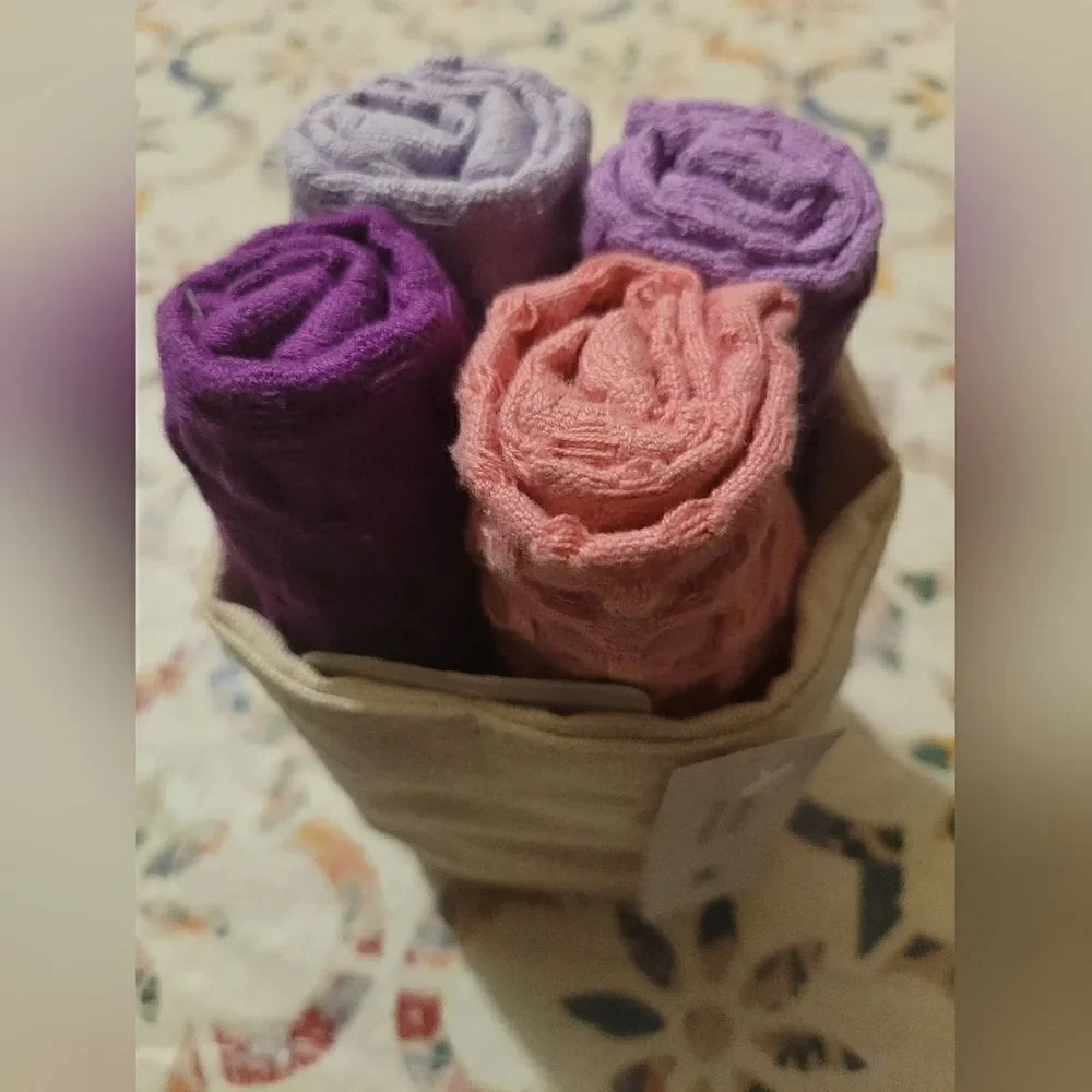 Surprise Basket and bath set